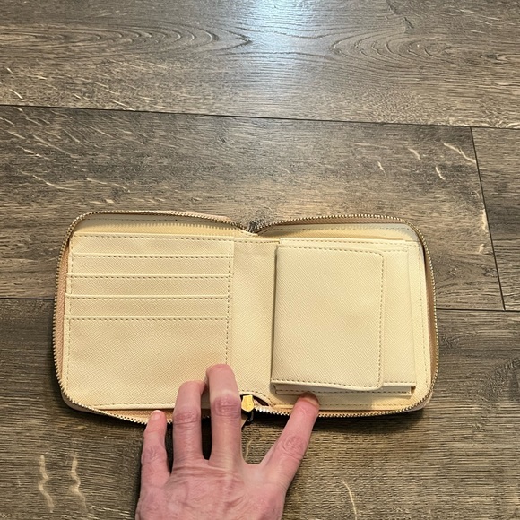 Nine West‎ Wallet NWOT - Picture 5 of 9